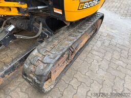 JCB 8026 CTS / 2021 BJ / 1.375 H / 3 x Löffel