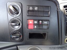 MERCEDES-BENZ 818 Atego*2x AHK*3 Sitze*Diff*Anhänger-Hydraulik