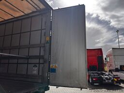 SCHMITZ CARGOBULL SCS 24/L - 13.62 E B neue Plane, XL, Getränke