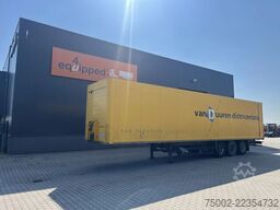 Schmitz Cargobull SKO 24 Zijwanden / SAF trommelremmen / gegalvan...
