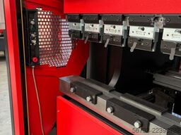AMADA HFT220/4  4100 x 220 to