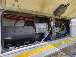 Gray and Adams GADD3 / 1 OWNER / WORKS GREAT / 2 LEVELS