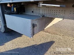 Schmitz Cargobull Curtainsider Standard Getränke