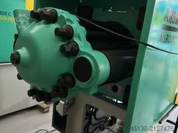 Arburg 470C 1500-400 mit dem Roboter