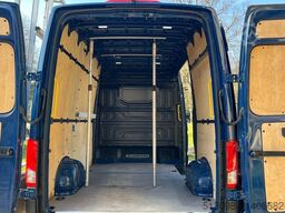 VOLKSWAGEN CRAFTER GLASGESTEL TRAILER ASSIST KLIMA AHK