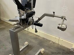 Polyclip PDC 700 Halbautomatischer Clipper