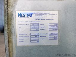 Nestro 