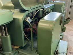 Waco 3000 HM-225 = Universal