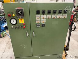 Waco 3000 HM-225 = Universal