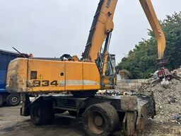 Liebherr A934