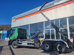 Iveco Stralis AS260/40. 6x2 Portacontenedores