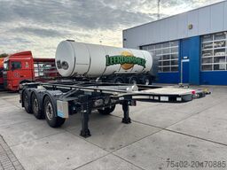 D-TEC CC-20-3-T / 20 FT ADR Tank Chassis / SAF Disc