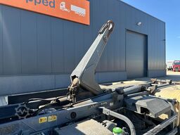 Mercedes-Benz Actros 2646 MP3 ACTROS 2646 V6 6x2 / 3 PEDALS /...
