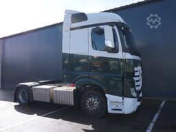 Mercedes-Benz Actros 1942 tractor unit