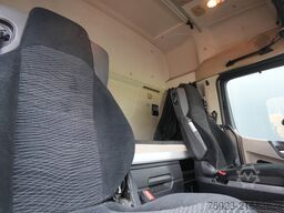 Mercedes-Benz Actros 1942 tractor unit