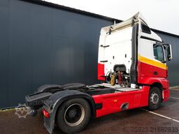 Mercedes-Benz Actros 1942 tractor unit