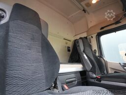 Mercedes-Benz Actros 1942 tractor unit