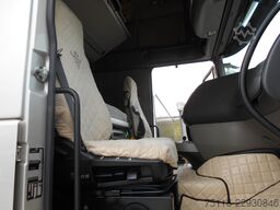 DAF XF 105.460 6x2 CENTINA + SPONDA