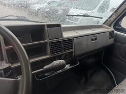 Peugeot J5 **PETROL-ESSENCE-TOPSHAPE**