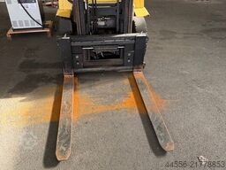 Hyster H2.50XM