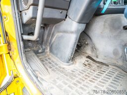 VOLVO FM400-6x2-E5 + VDL 20 T.