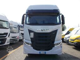 IVECO S-WAY AS440S46T/P LNG