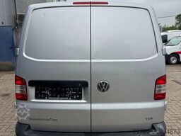 VW Transporter **AUTOMATIC-AIRCO**