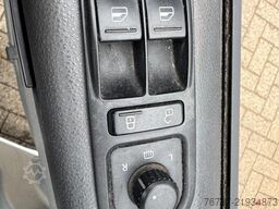 VW Transporter **AUTOMATIC-AIRCO**