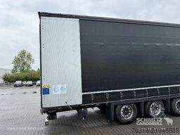 Schmitz Cargobull Curtainsider Mega Getränke