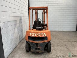 Toyota 02-5 FD 20