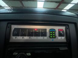 VOLKSWAGEN Crafter 2.5 TDi Maxi 9Sitze + Lift ENGINE BROKEN