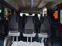 PEUGEOT Boxer  Hochraum 9 Sitzer L3H2 verglast BlueHDi