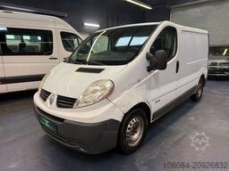 RENAULT Trafic Kasten L1H1 Klima AHK TÜV 08/2027