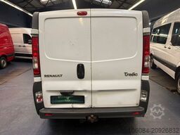 RENAULT Trafic Kasten L1H1 Klima AHK TÜV 08/2027