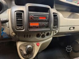 RENAULT Trafic Kasten L1H1 Klima AHK TÜV 08/2027