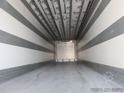 Schmitz Cargobull SKO 24 Rohrbahn Liftachse Carrier Vector HE19
