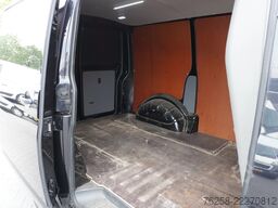 VW Transporter 2.0 TDI 150PK Automaat EURO 6 - Air...