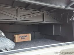 IVECO 2x Daily 70 Lagerfahrzrug Ferqui Sunrise 2,5 m B