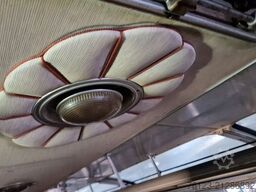 SETRA Kässbohrer Setra S 11