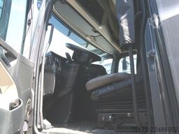 MERCEDES-BENZ Actros 25L Böckmann Horses Big Equipe L3.56.26