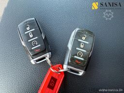 Dodge RAM 1500 Big Horn/Blackedition/15,7 L