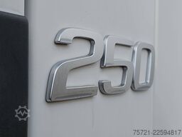 VOLVO FL 250.12