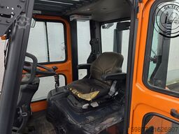 Doosan D25S-5