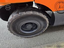 Doosan D25S-5
