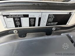 Scania P280 6X2*4