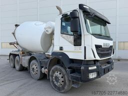 IVECO TRAKKER 400