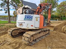 Hitachi ZX135US