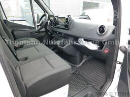 MERCEDES-BENZ Sprinter 317 CDI Kühlkoffer mit LBW Xarios 300GH