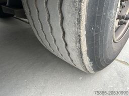 Fruehauf CNP 03 / Box / Laadklep / SAF Schijfrem