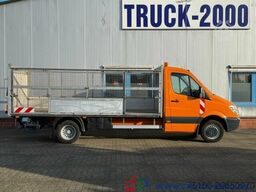 Mercedes-Benz Sprinter 413 Pritsche mit Schiebetüren + LBW